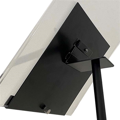 Design Stand. bord skilt med vinklet holder, vertikal  A5 akrylholder, sort