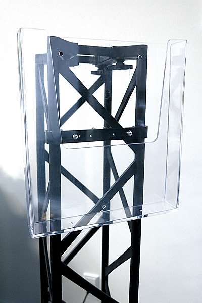 CROWN TRUSS, Brochure dispenser M65 with fitting - White